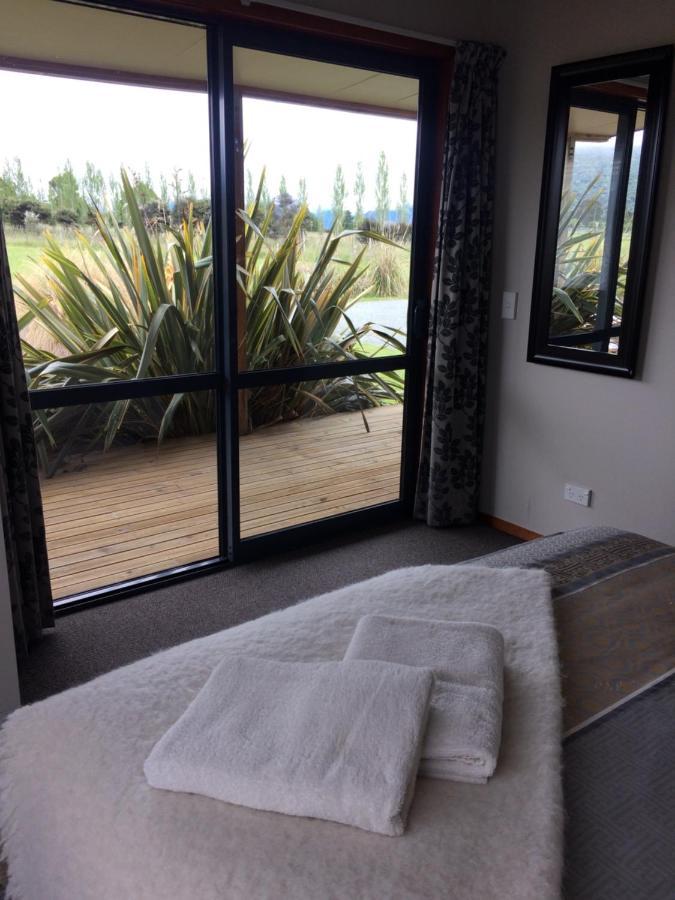 Acheron Cottages Manapouri Exterior foto