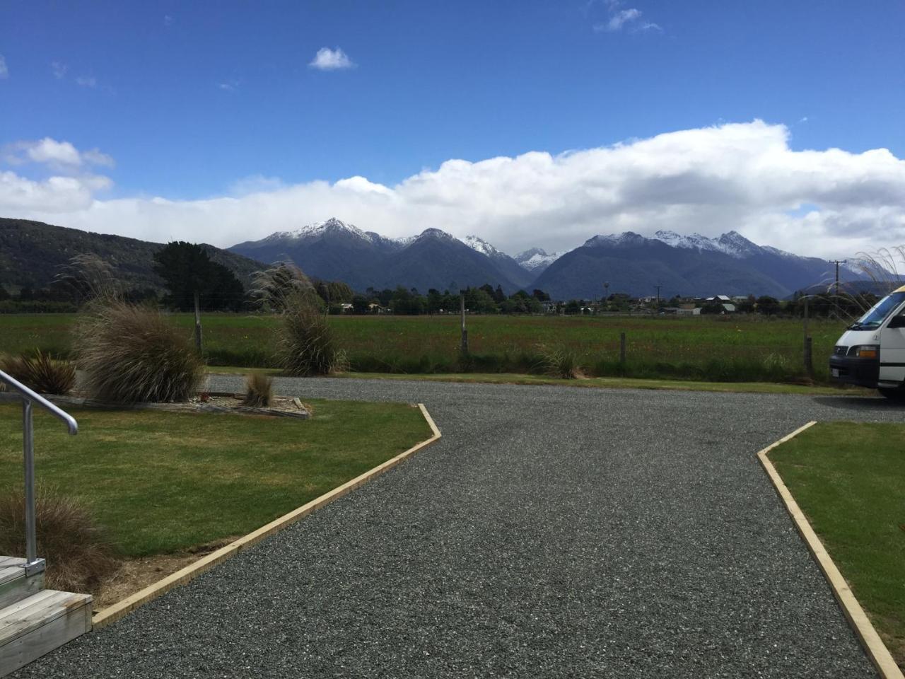 Acheron Cottages Manapouri Exterior foto