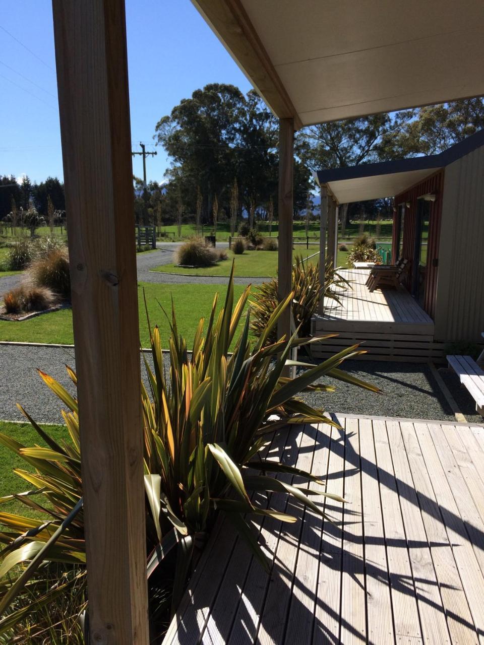 Acheron Cottages Manapouri Exterior foto